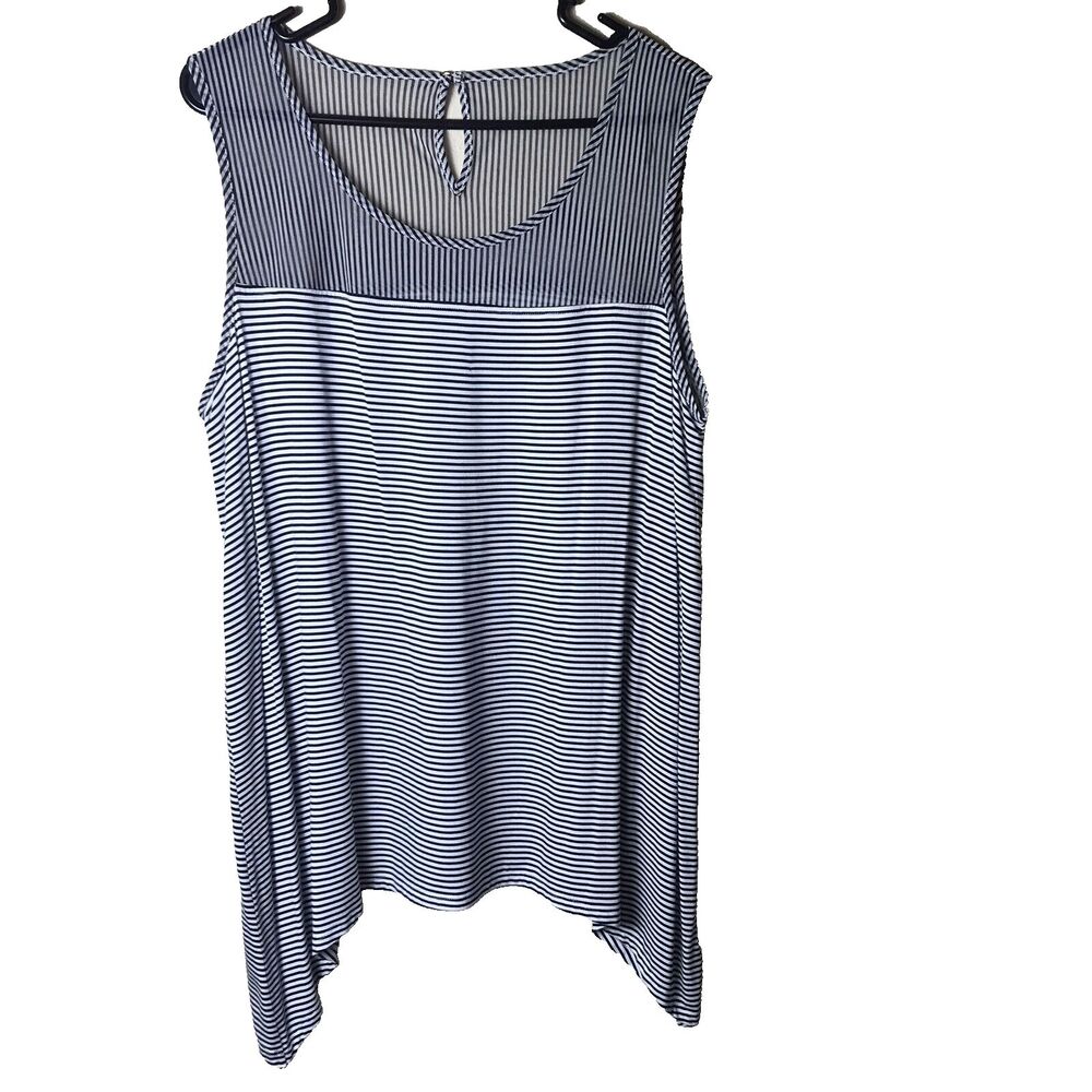 NWT Dana Buchman Women's Cool Black & White Strip  Sleeveless Blouse Size XL